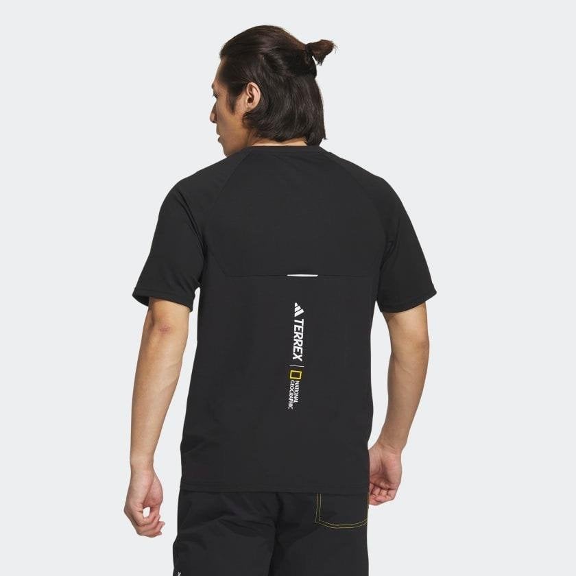 ADİDAS ERKEK TİŞÖRT NATGEO TEE SS IC1986
