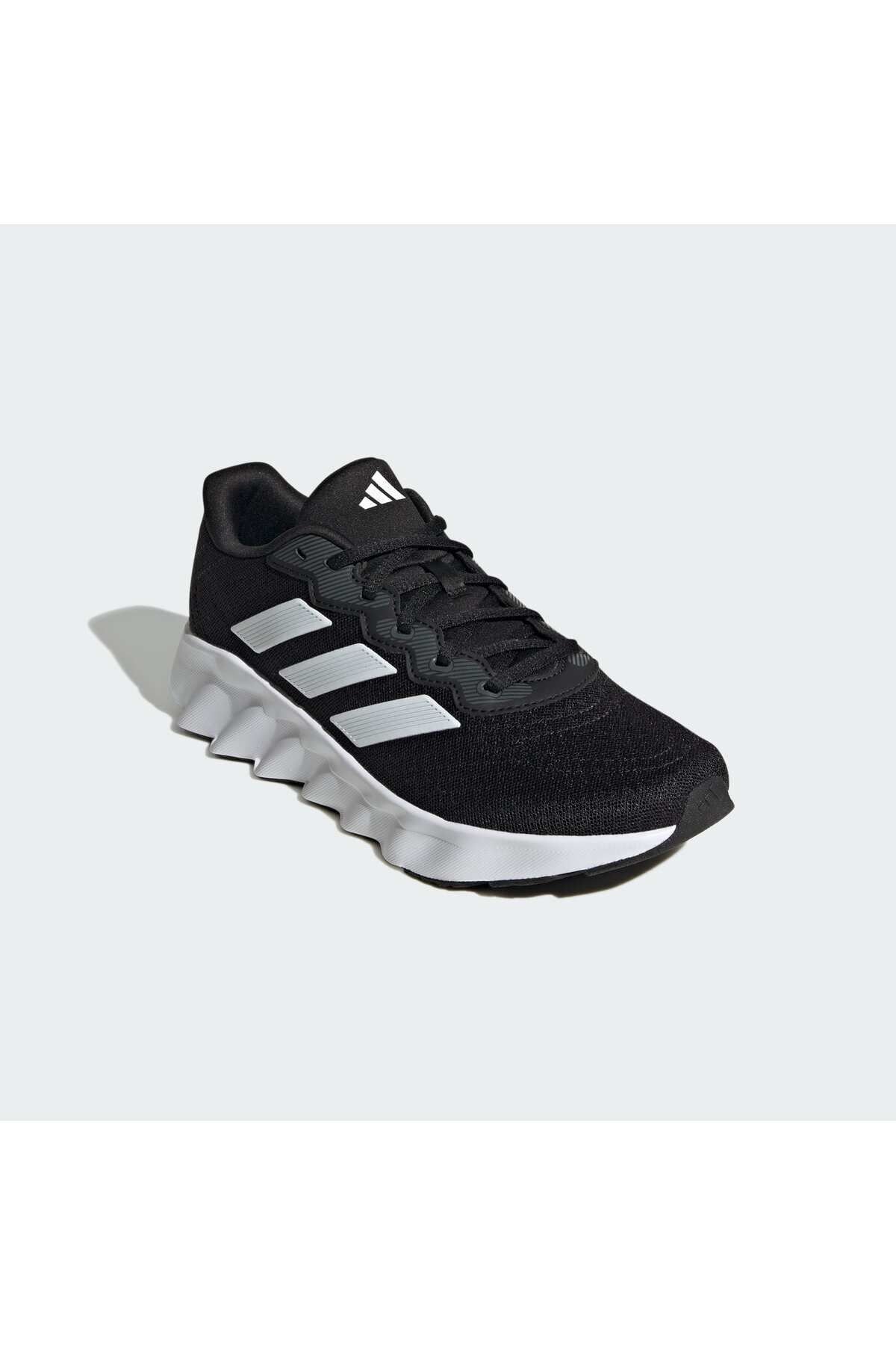 ADİDAS KADIN KOŞU AYAKKABI ADIDAS SWITCH MOVE ID5258