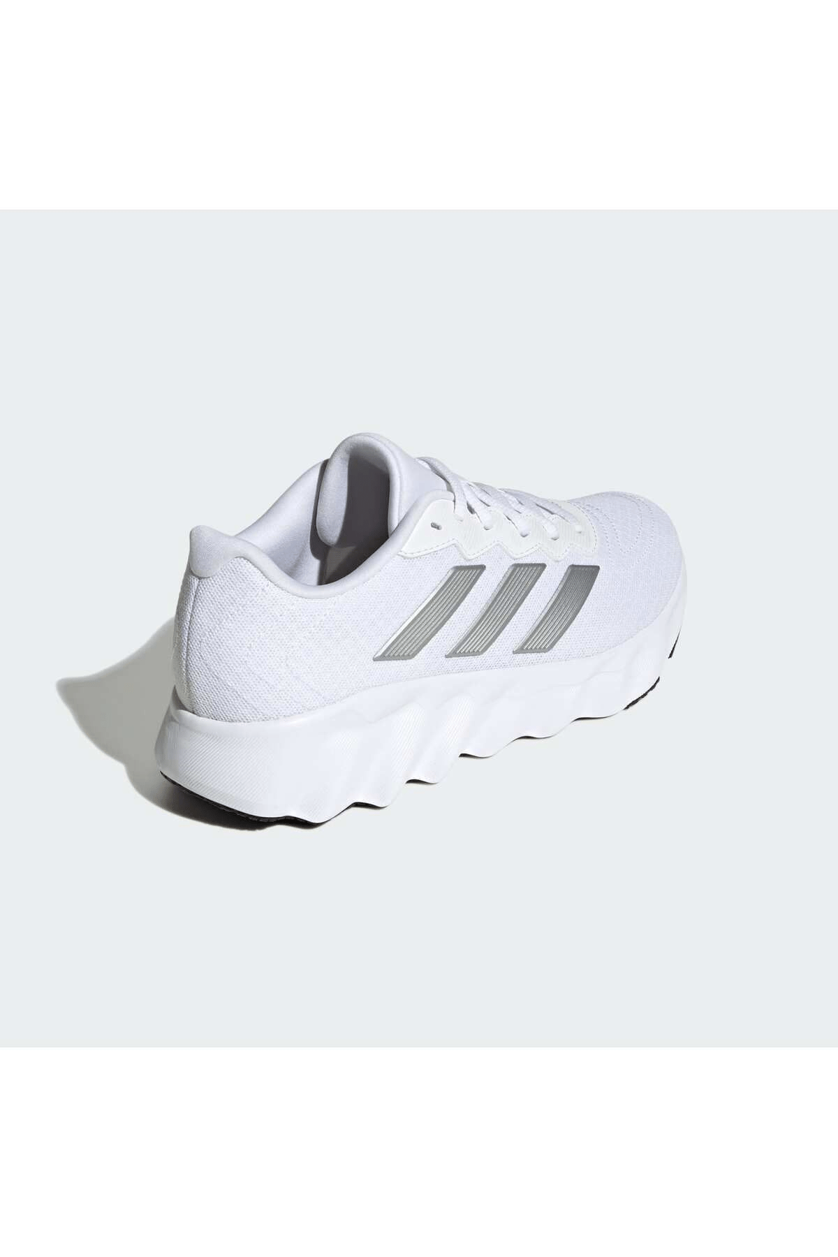 ADIDAS KADIN KOŞU AYAKKABI SWITCH MOVE ID5257