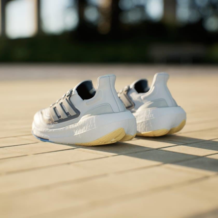ADİDAS UNISEX KOŞU AYAKKABI ULTRABOOST LIGH T W IE3334