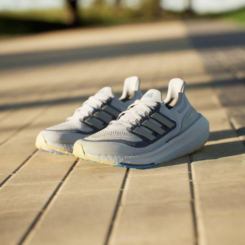 ADİDAS UNISEX KOŞU AYAKKABI ULTRABOOST LIGH T W IE3334
