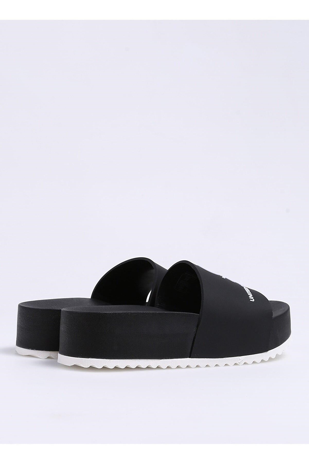 BENETTON KADIN SİYAH SANDALET BN-1211