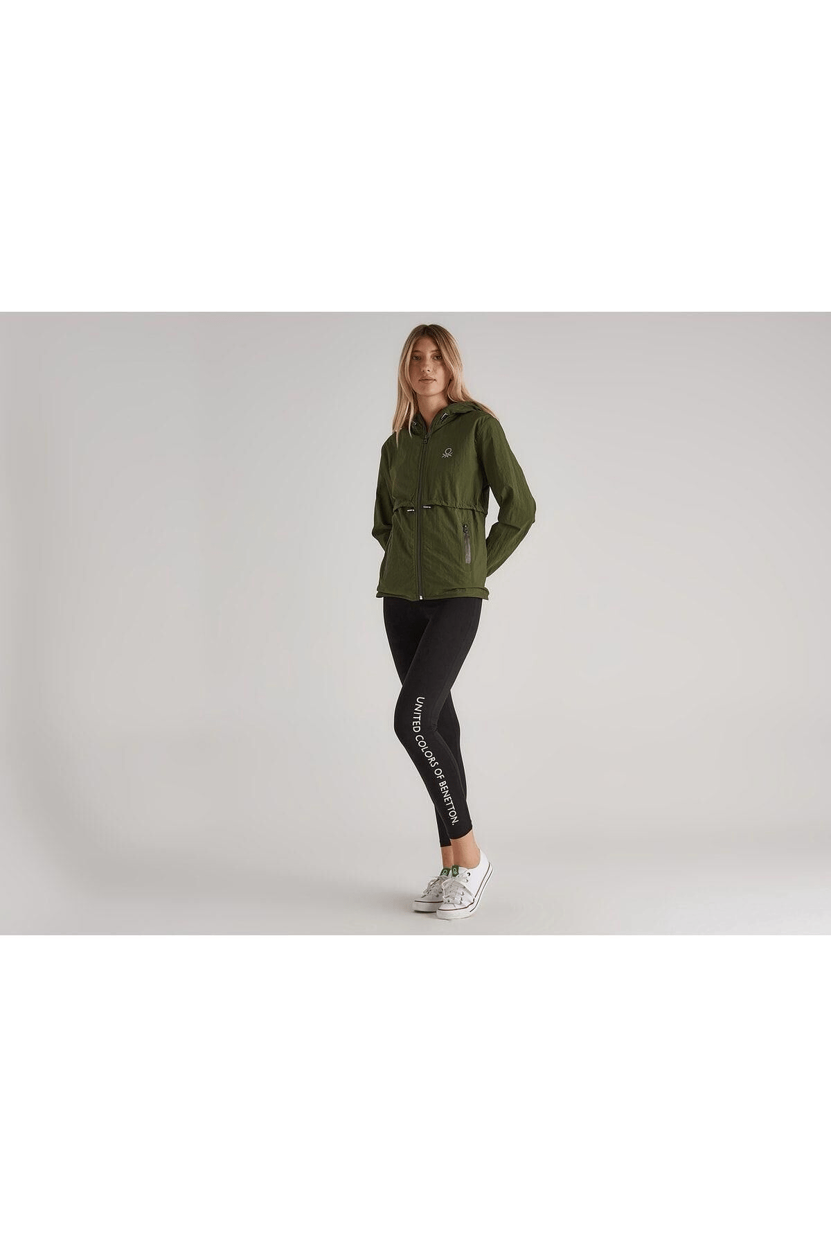 BNT-W20048 BENETTON KADIN RAİNCOAT 71157