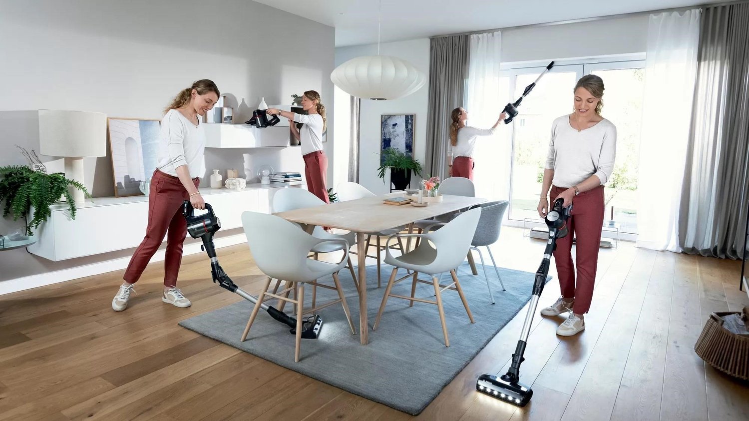BOSCH DİK ŞARJLI ELEKTRİK SÜPÜRGESİ BCS712XXL