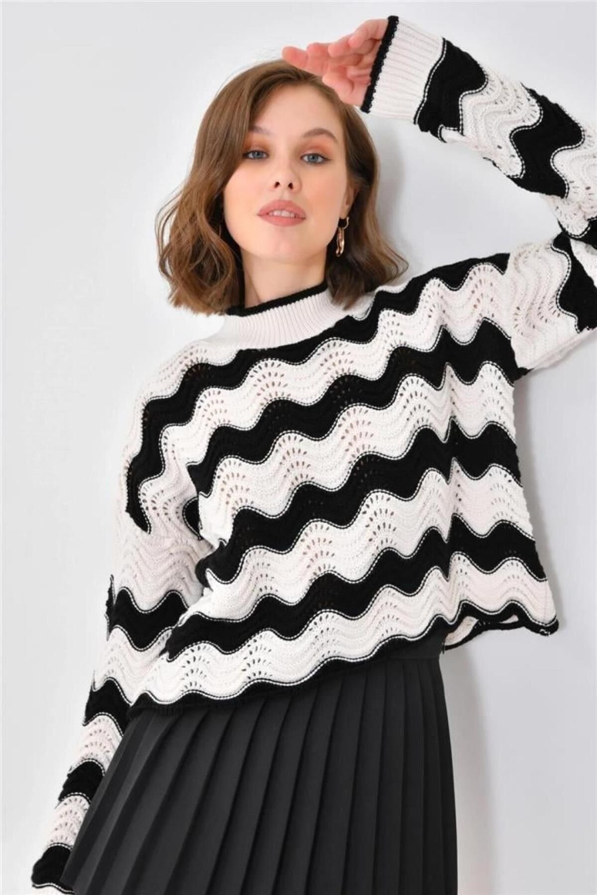 FASHION FRIENDS KADIN AJURLU KAZAK 24K0377K1