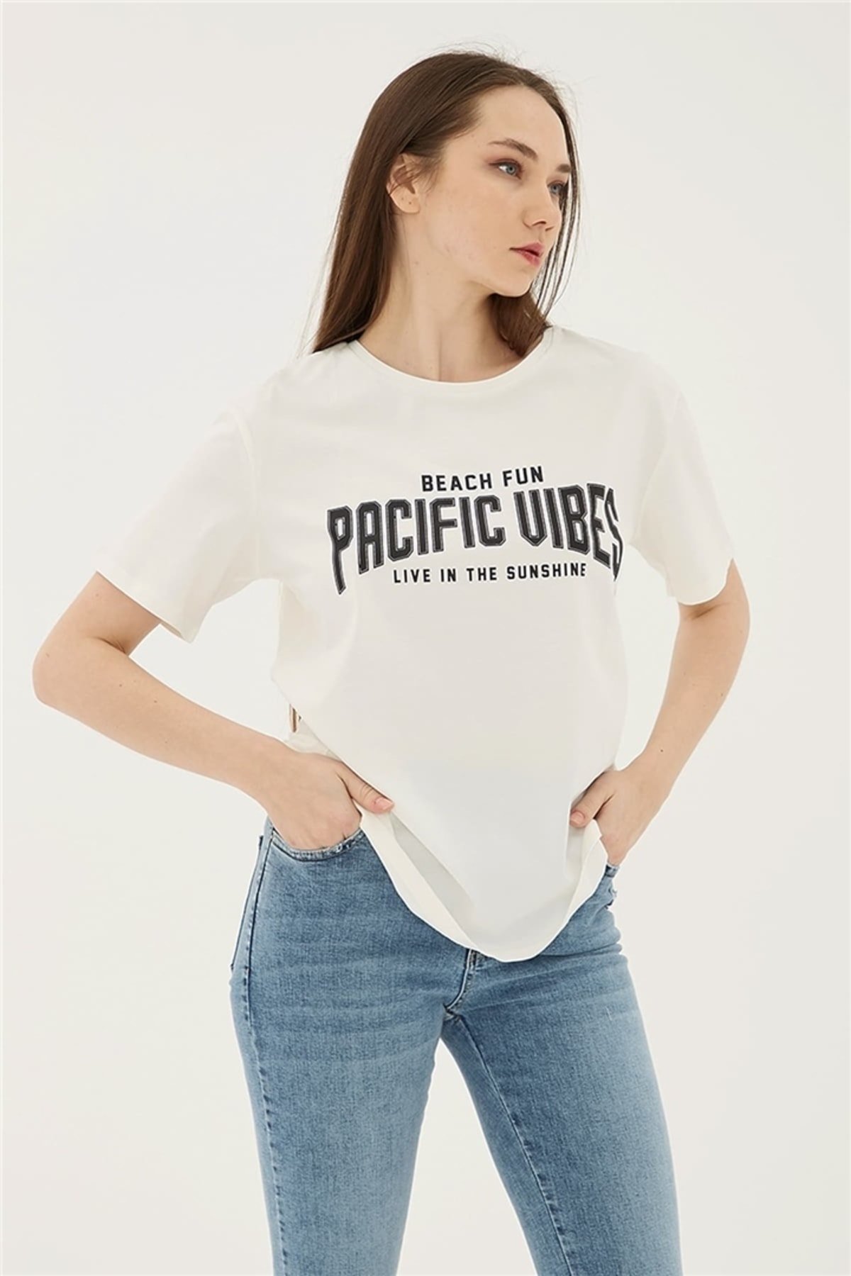 FASHION FRIENDS KADIN BASKILI T-SHİRT 23Y-TST0383K1