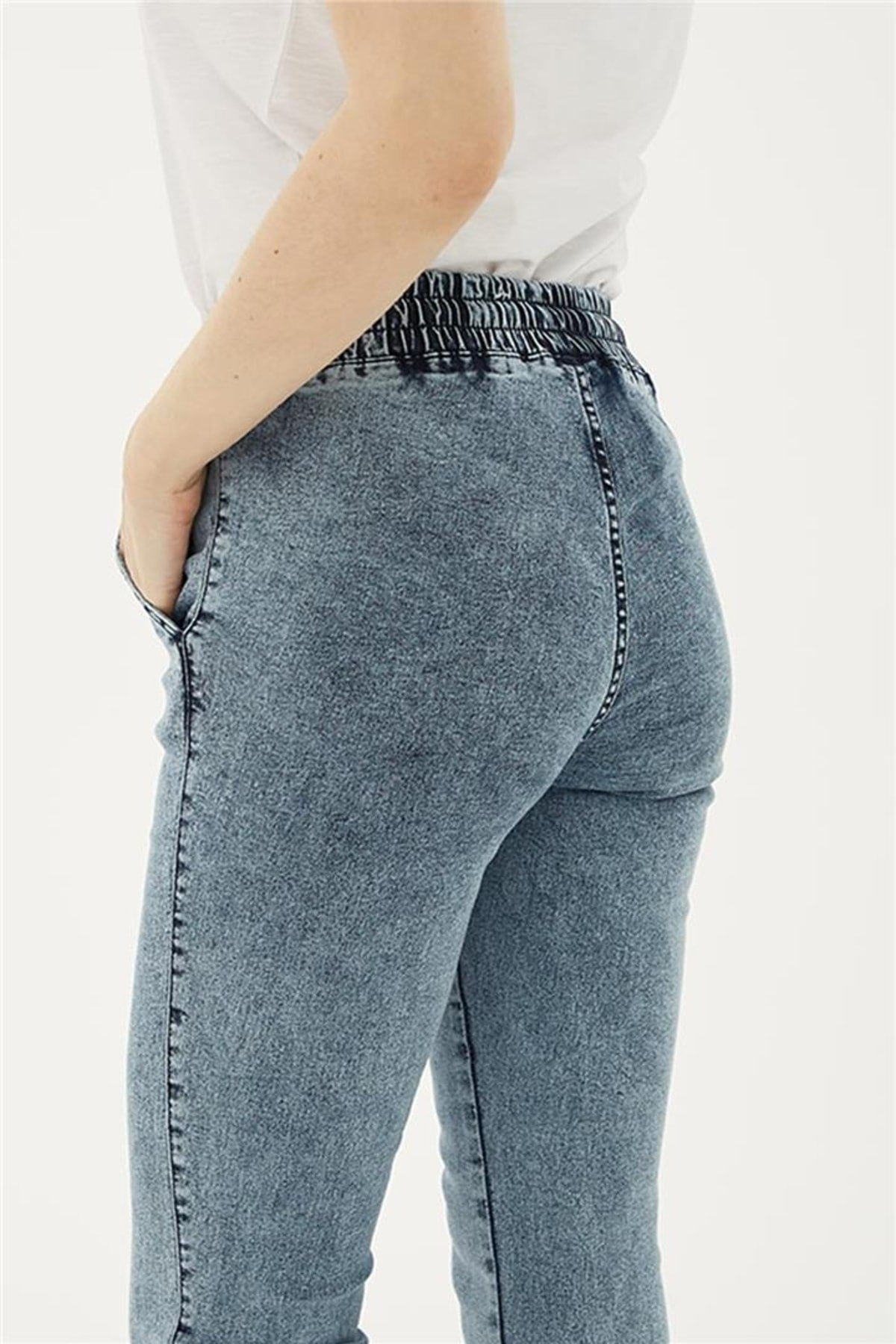 FASHION FRIENDS KADIN BELİ VE PAÇASI LASTİKLİ PANTOLON 23Y-PNT0789K1