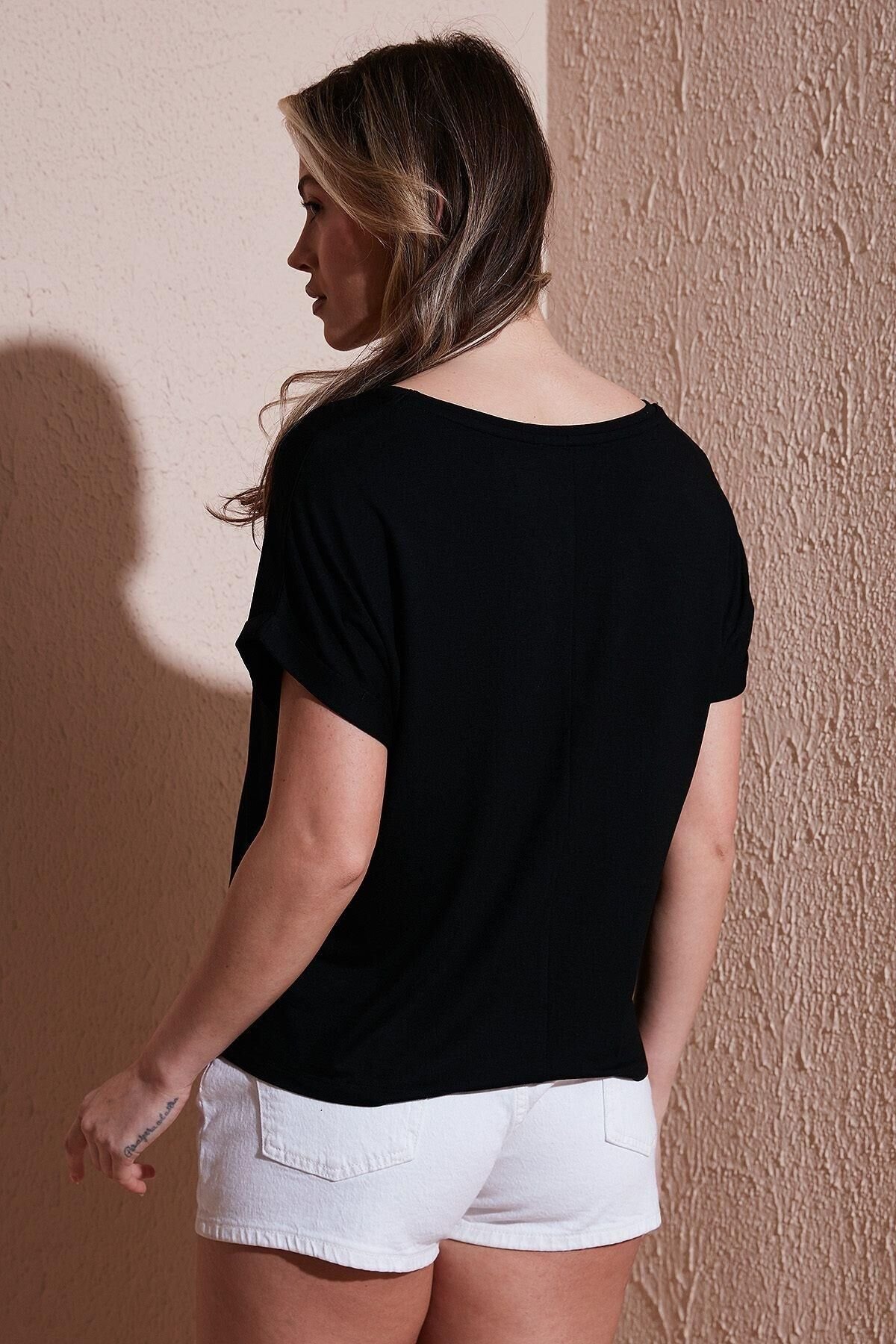 FASHION FRIENDS KADIN BİSİKLET YAKA BLUZ 25Y0519K1