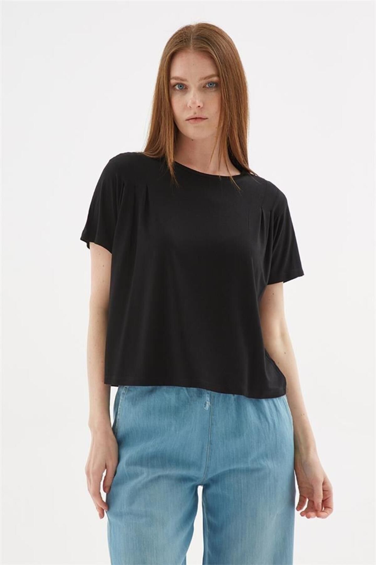 FASHION FRIENDS KADIN DÖKÜMLÜ CROP BLUZ 25Y0512K1