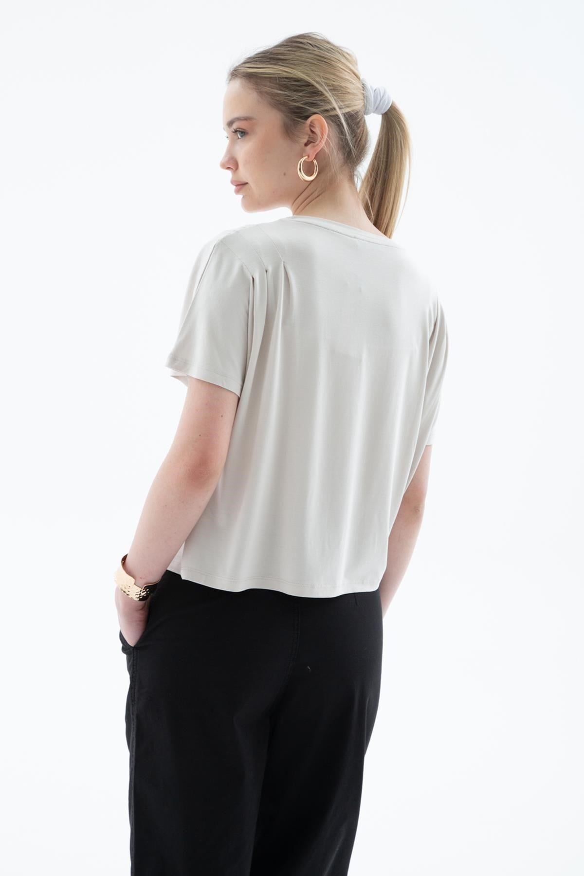FASHION FRIENDS KADIN DÖKÜMLÜ CROP BLUZ 25Y0512K1