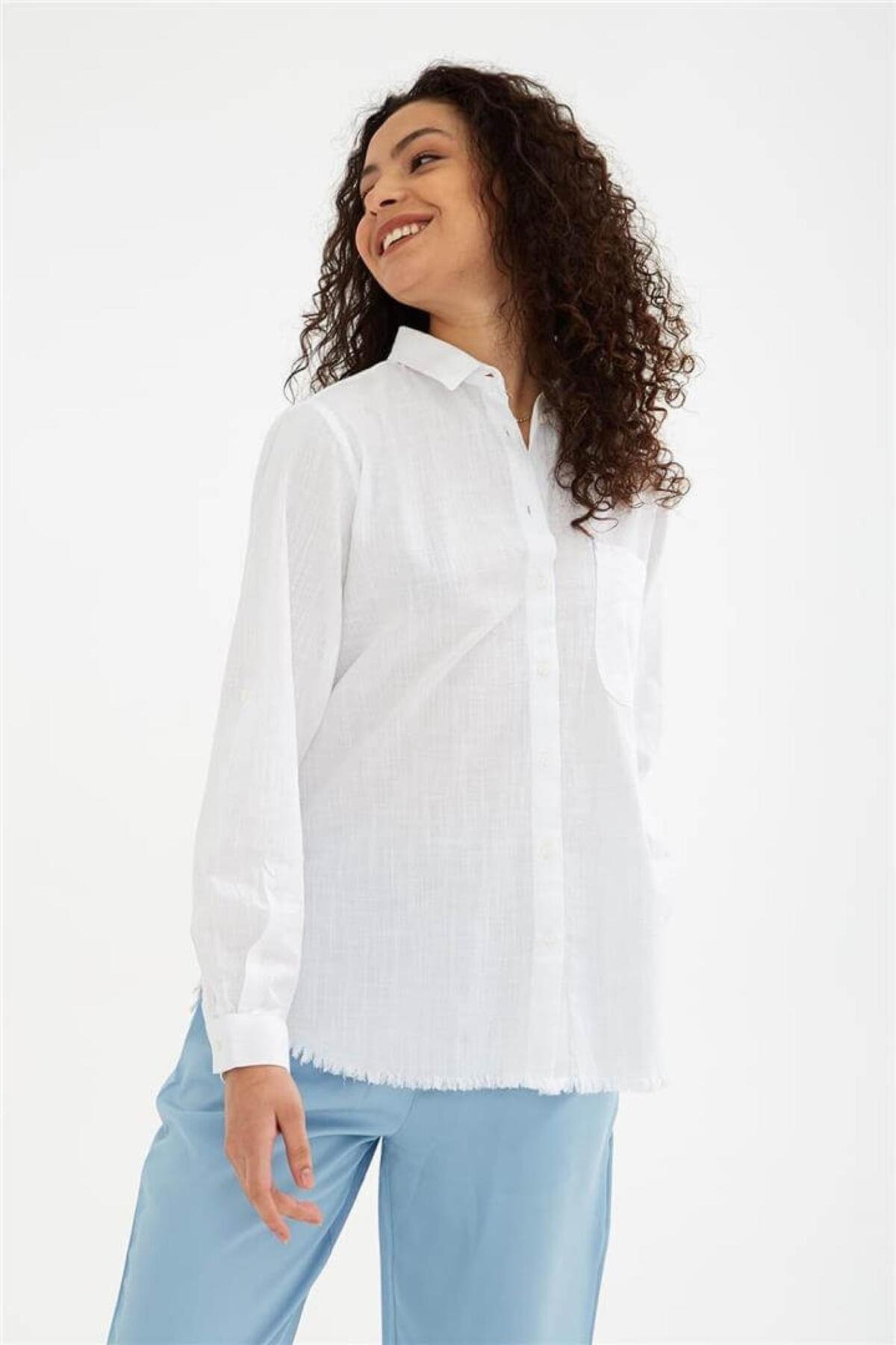 FASHION FRIENDS KADIN ETEK UCU PÜSKÜLLÜ GÖMLEK 24Y0390K1