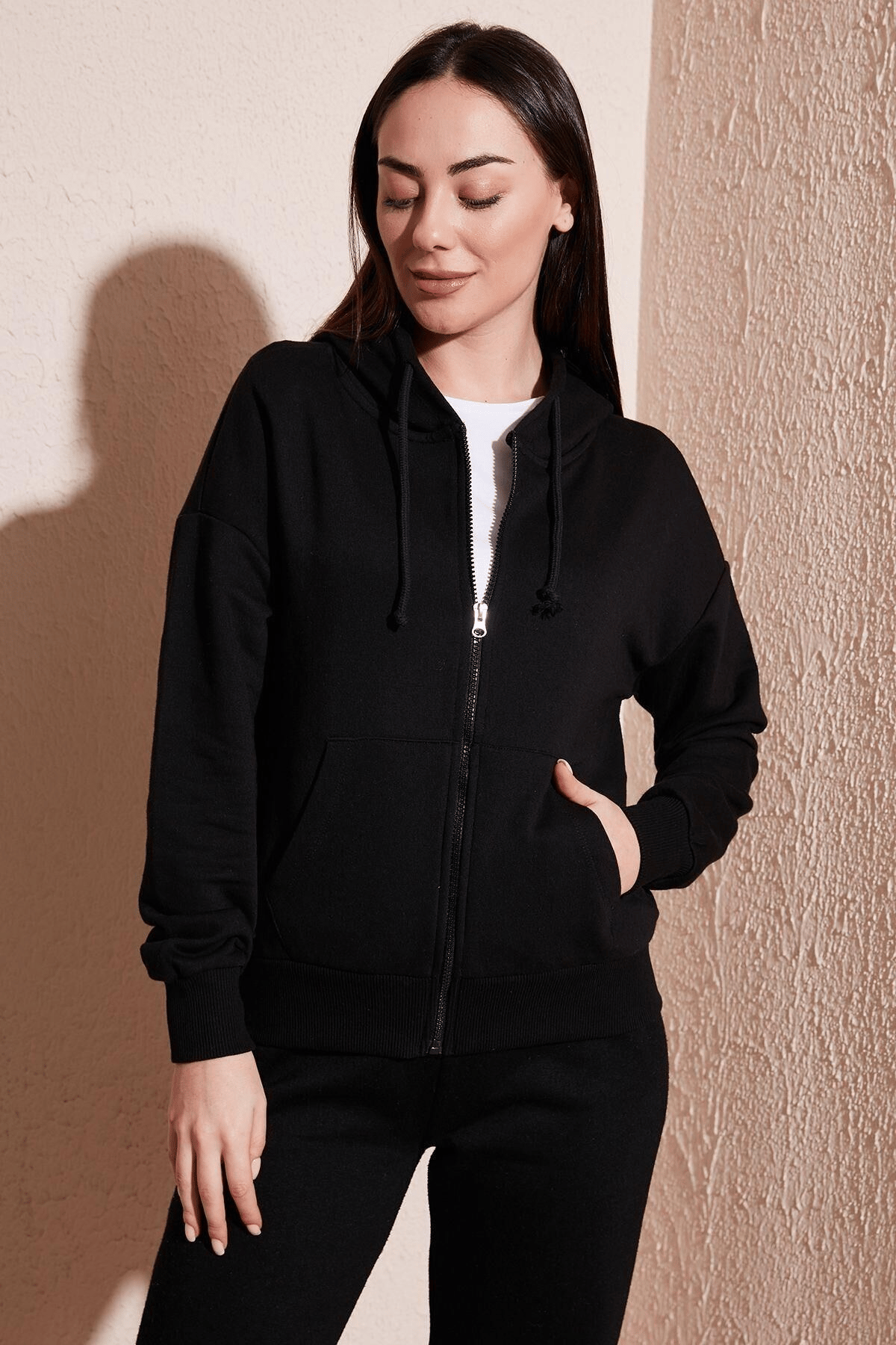 FASHION FRIENDS KADIN FERMUARLI KAPÜŞONLU SWEAT 24K0852K1