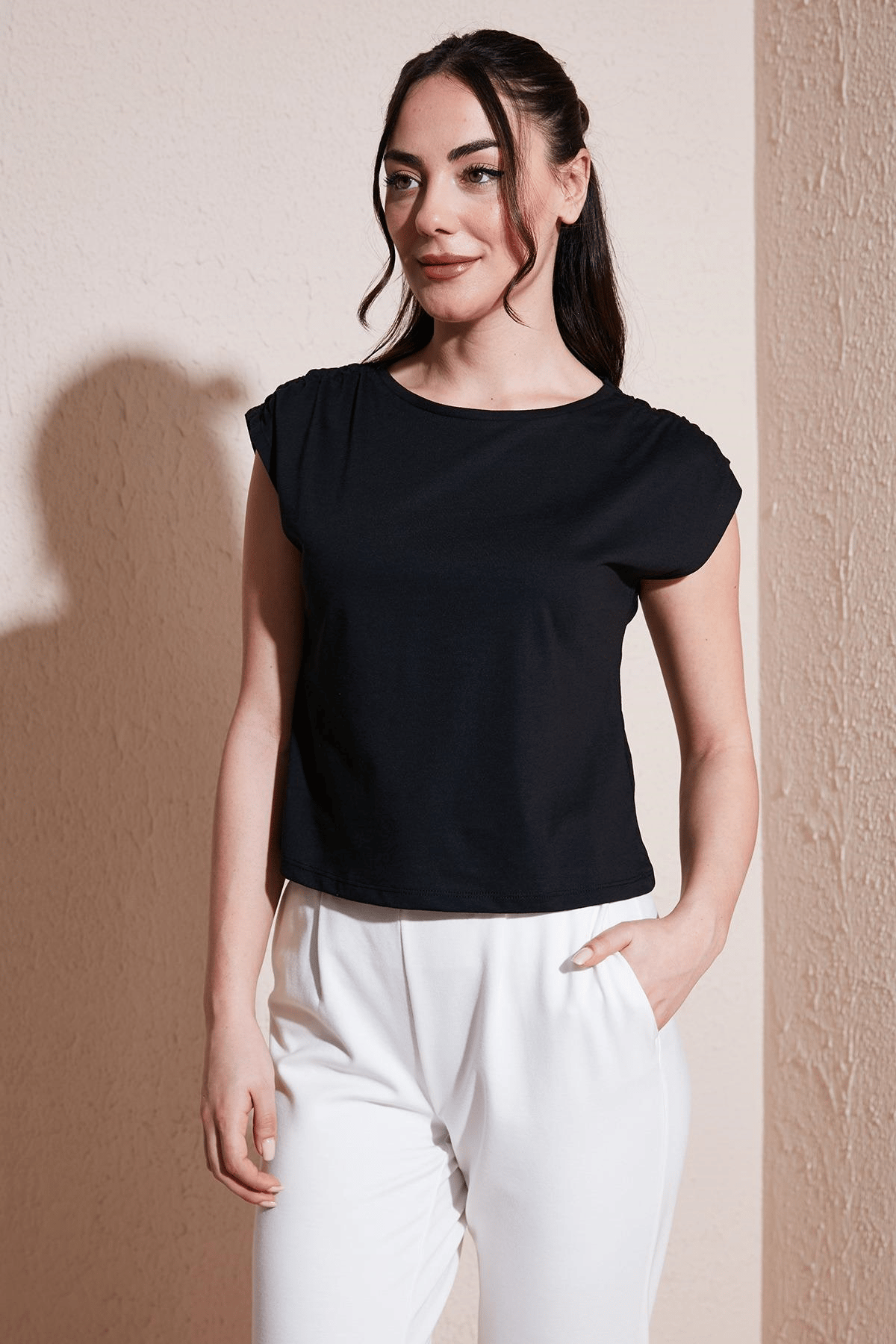 FASHION FRIENDS KADIN OMZU BÜZGÜLÜ BLUZ 24y0794k1