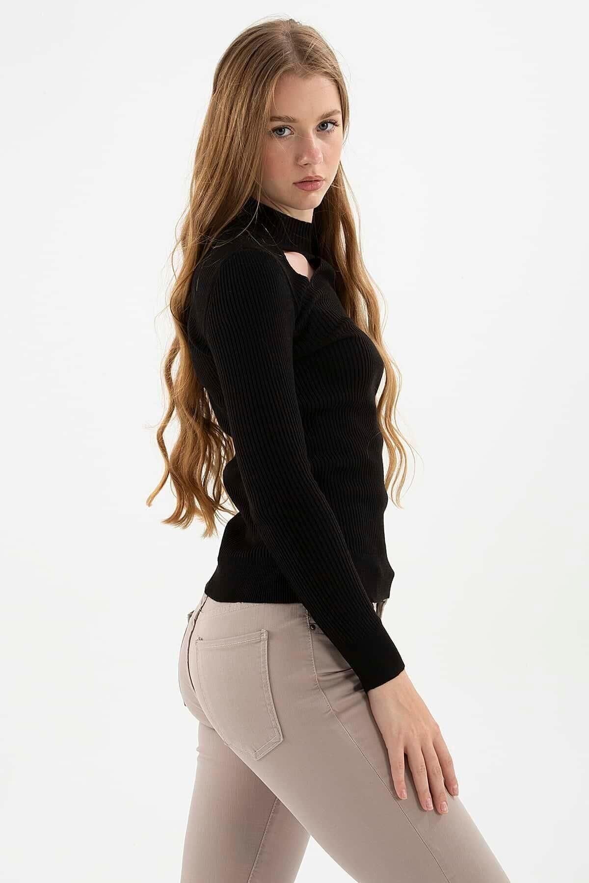 FASHION FRIENDS KADIN PENCERE DETAYLI KAZAK 23K0167K1