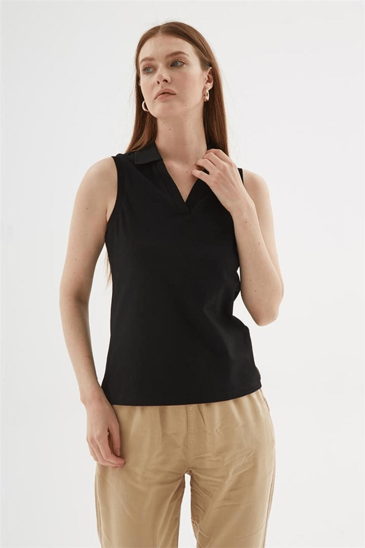 FASHION FRIENDS KADIN POLO V YAKA KOLSUZ T-SHİRT 25Y0516K1