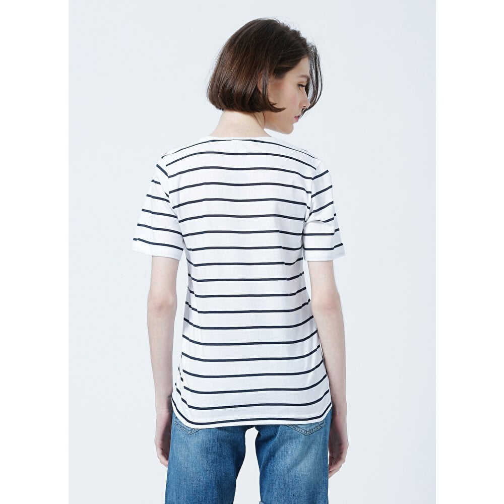 FASHİON FRİENDS KADIN V Yaka Çizgili T-Shirt 22Y0067K1