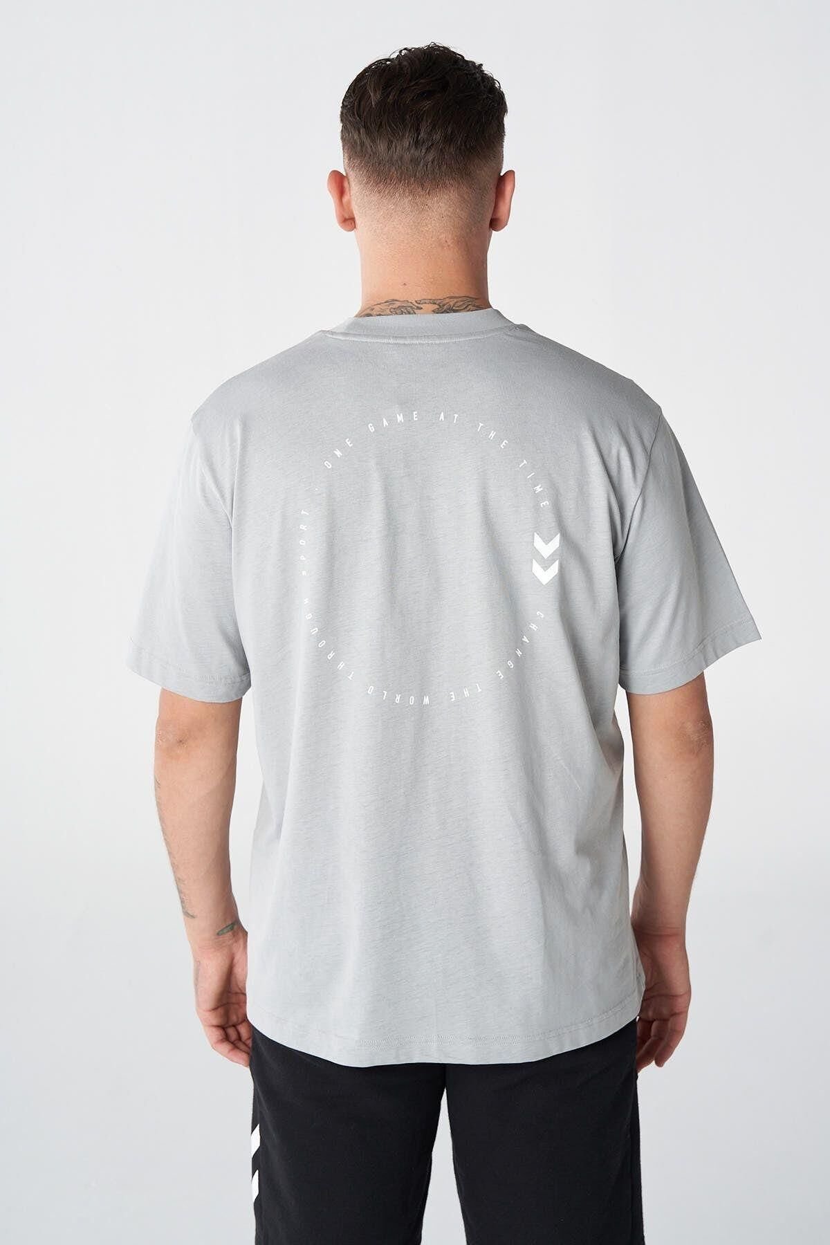 HUMMEL ERKEK KISA KOL T-SHIRT HMLSEAN OVERSIZE T-SHIRT S/S 911856