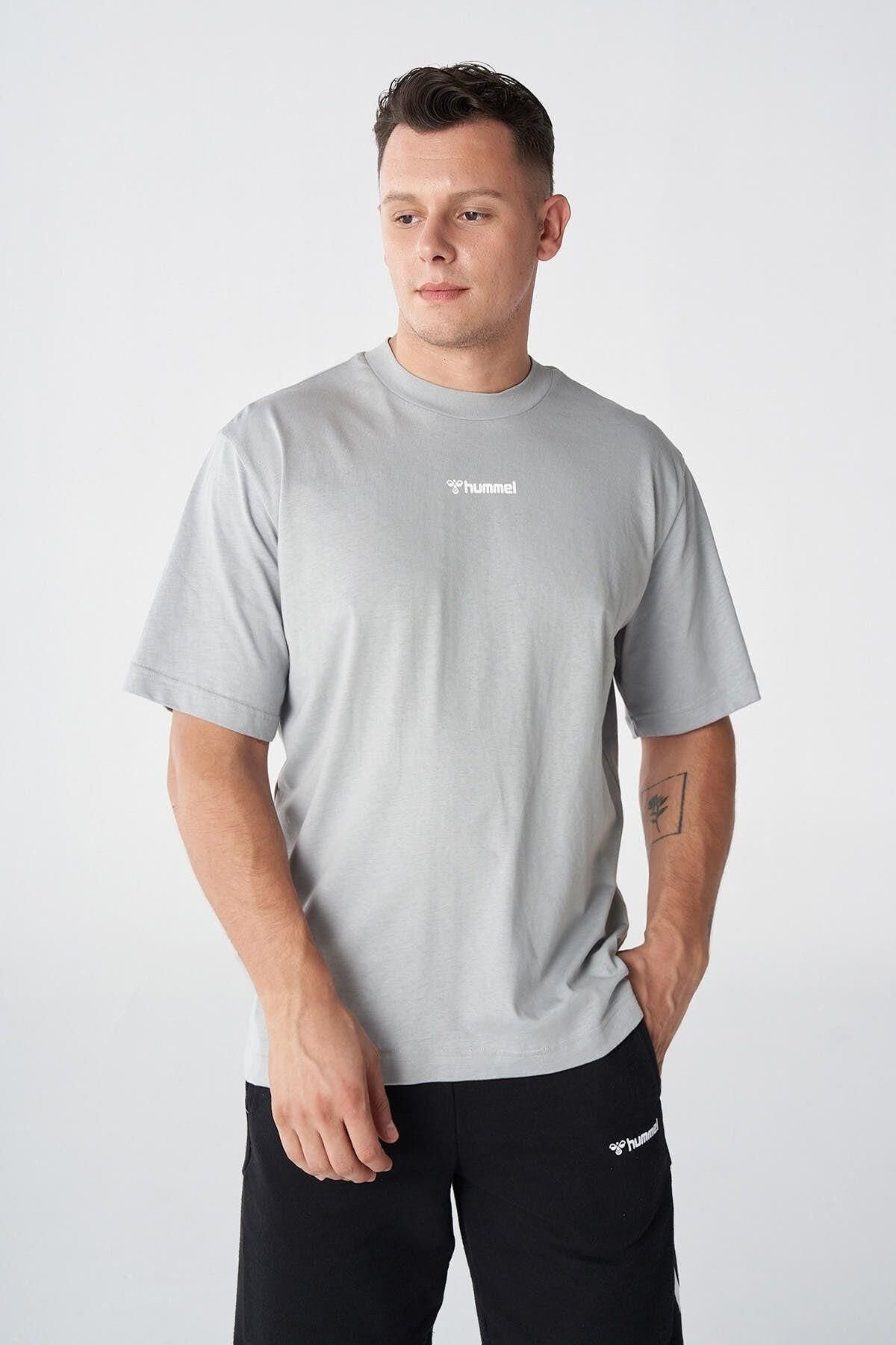 HUMMEL ERKEK KISA KOL T-SHIRT HMLSEAN OVERSIZE T-SHIRT S/S 911856