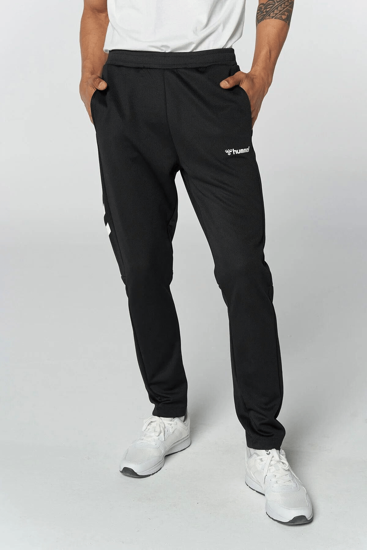 HUMMEL ERKEK PANTOLON FALCONZO TAPERED PANTS 931076