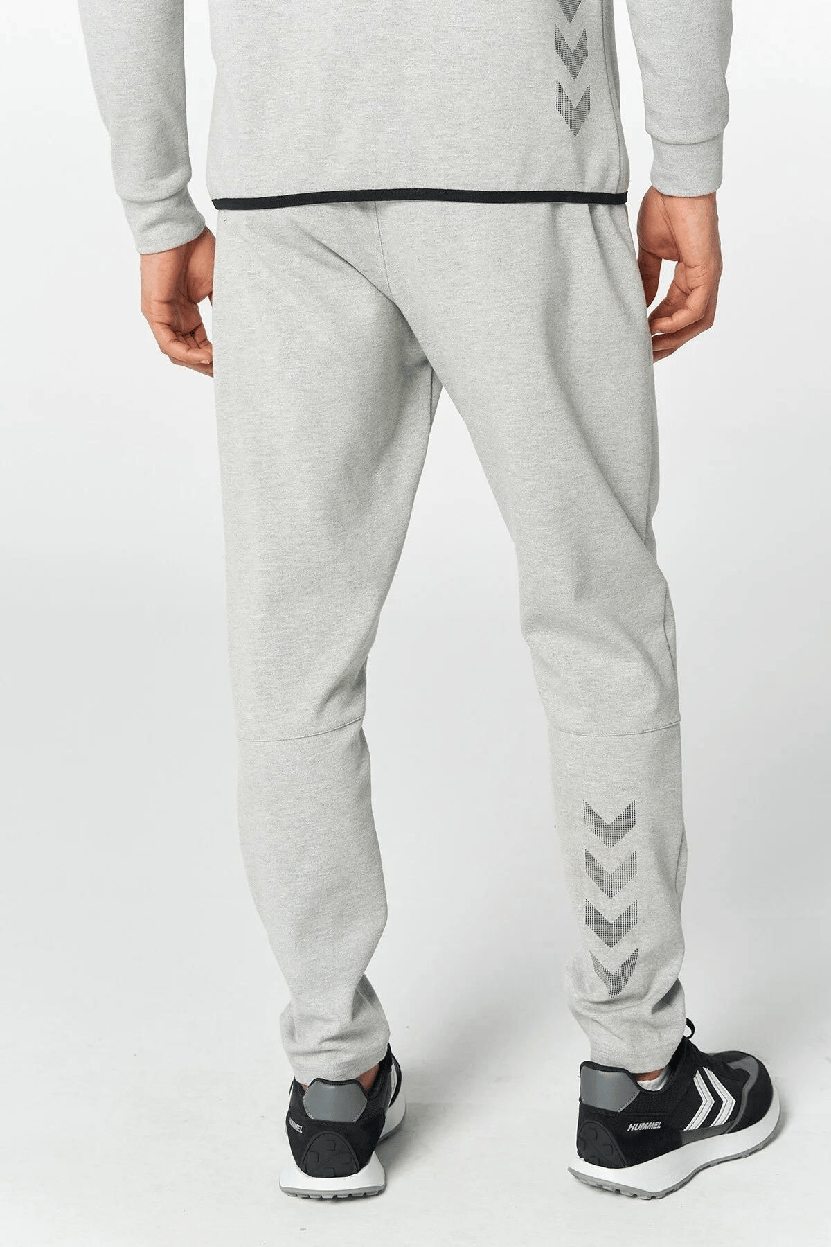HUMMEL ERKEK PANTOLON T-MT INTERVAL TAPERED PANTS 931665