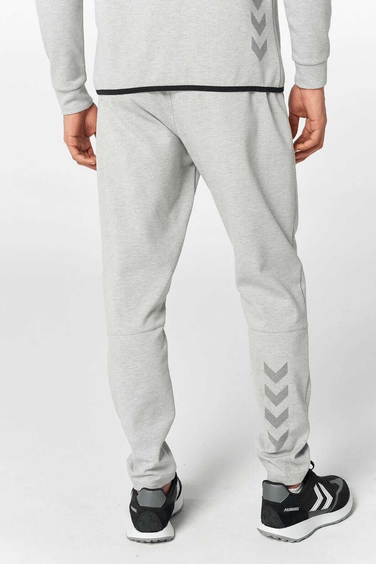 HUMMEL ERKEK PANTOLON T-MT INTERVAL TAPERED PANTS 931665