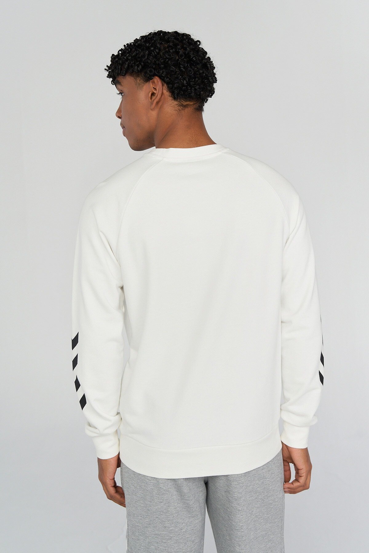 HUMMEL ERKEK SWEATSHIRT hmlT-ISAM 2.0 SWEATSHIRT 921455