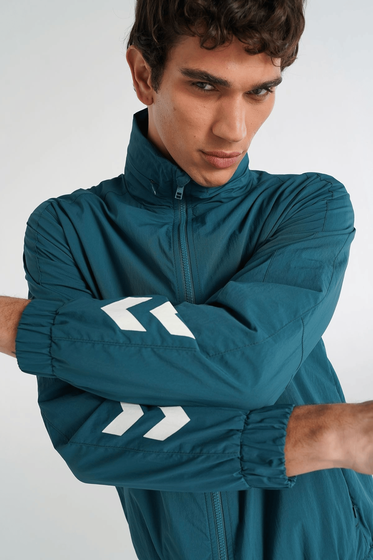 HUMMEL ERKEK YAĞMURLUK HMLCLIFT RAINCOAT 940266