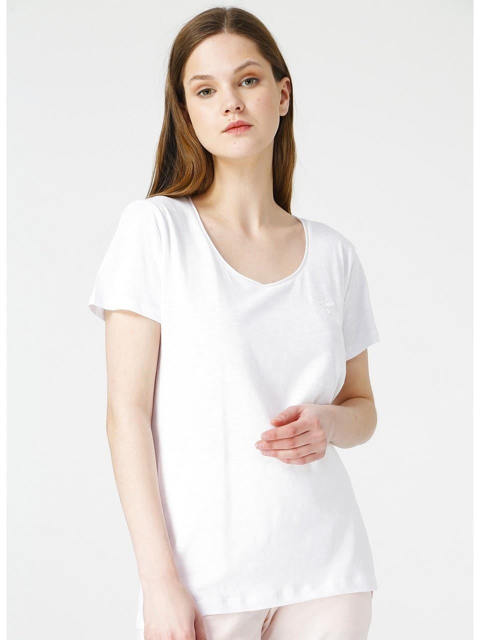 HUMMEL KADIN KISA KOL T-SHIRT ALMA T-SHIRT S/S TEE