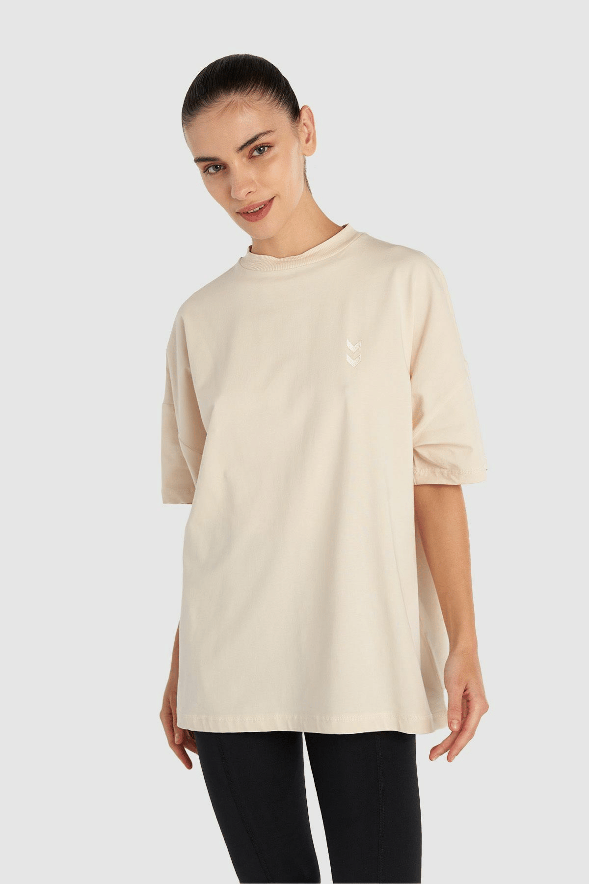 HUMMEL KADIN KISA KOL T-SHIRT ANET OVERSIZE T-SHIRT S/S 911920