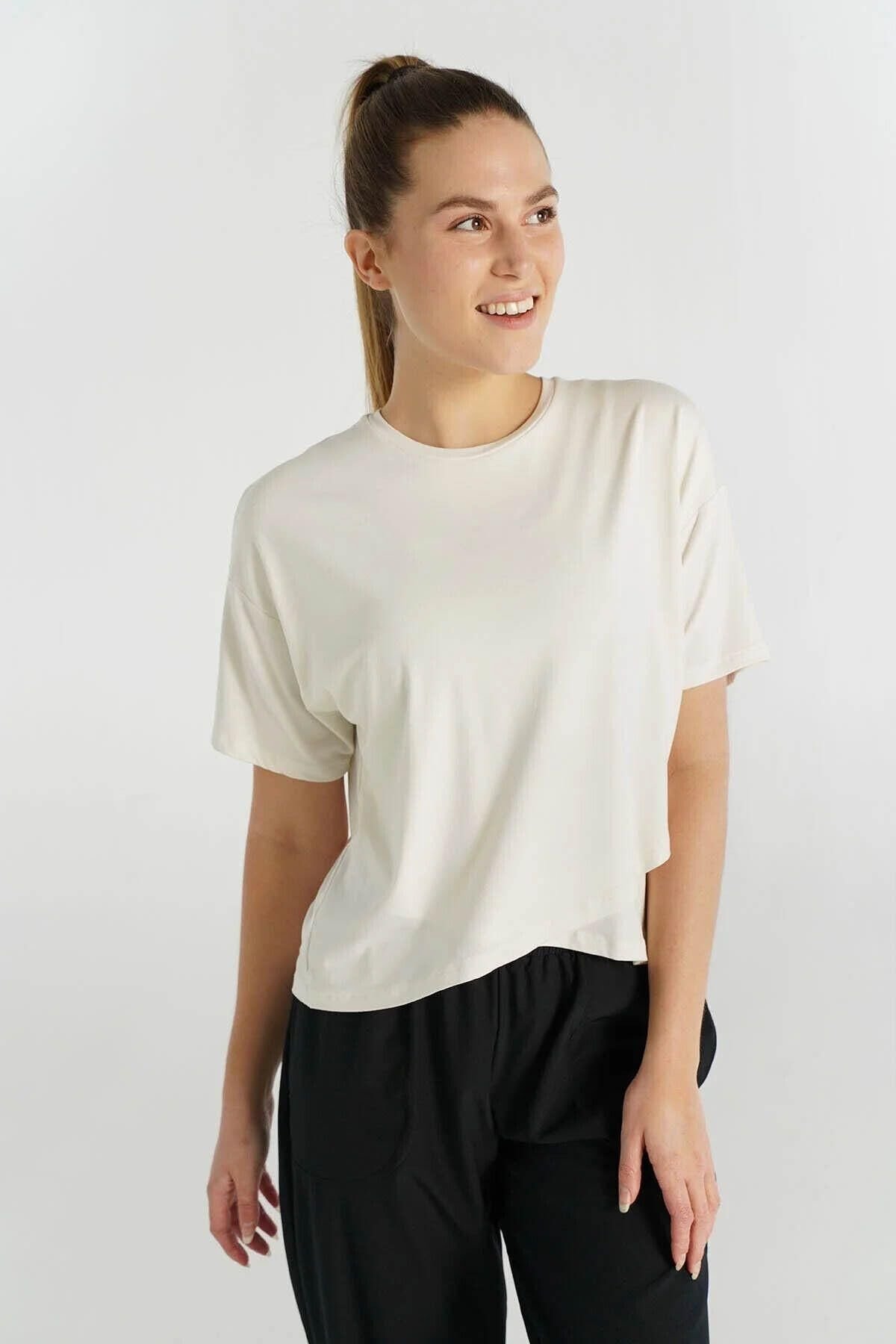 HUMMEL KADIN KISA KOL T-SHIRT HMLBORNEO T-SHIRT S/S 912076