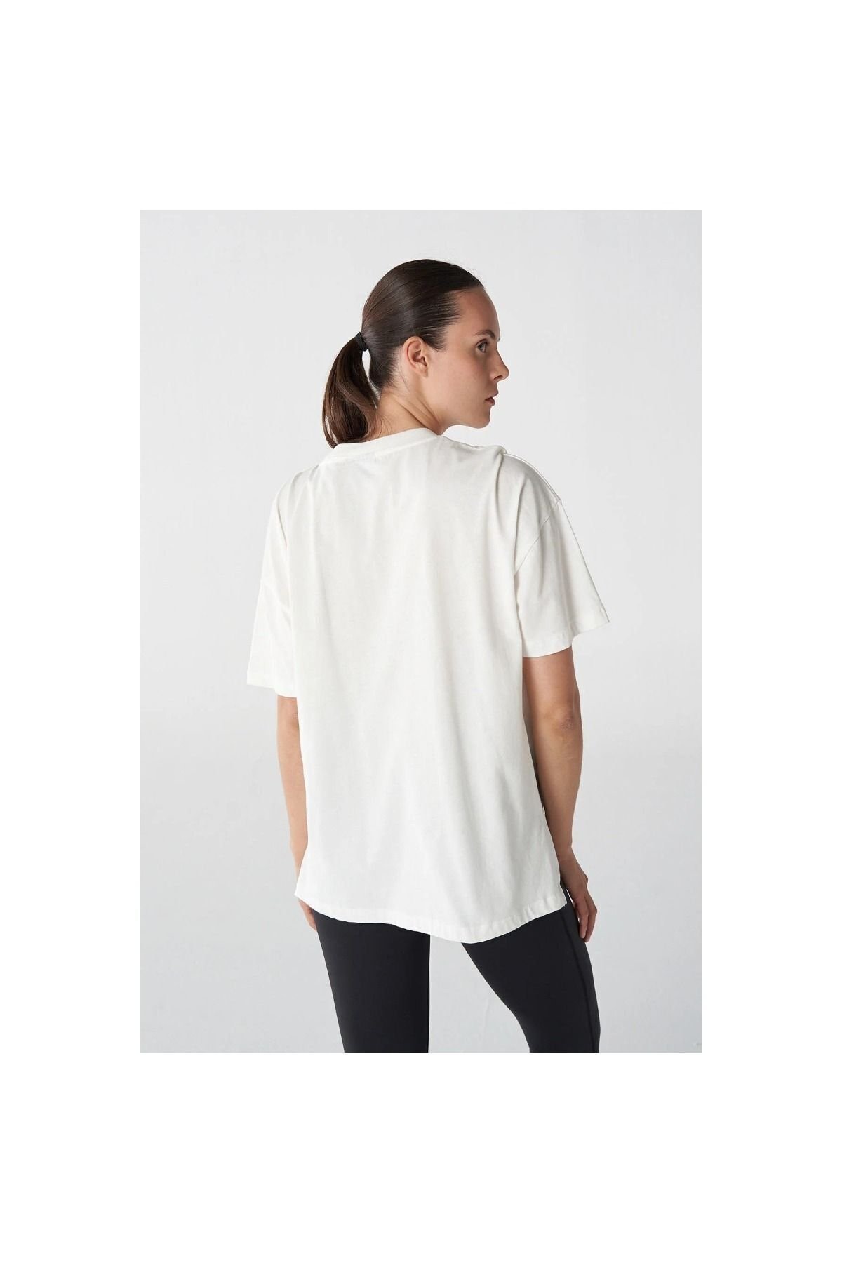 HUMMEL KADIN KISA KOL T-SHIRT HMLROLANDA T-SHIRT S/S 911850