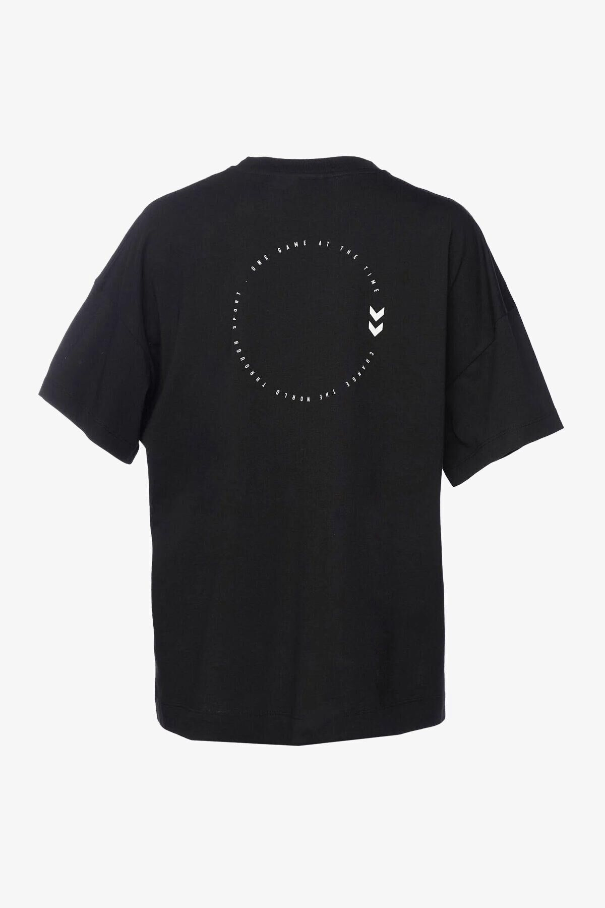 HUMMEL KADIN KISA KOL T-SHIRT HMLSHURA OVERSIZET-SHIRT S/S 911858