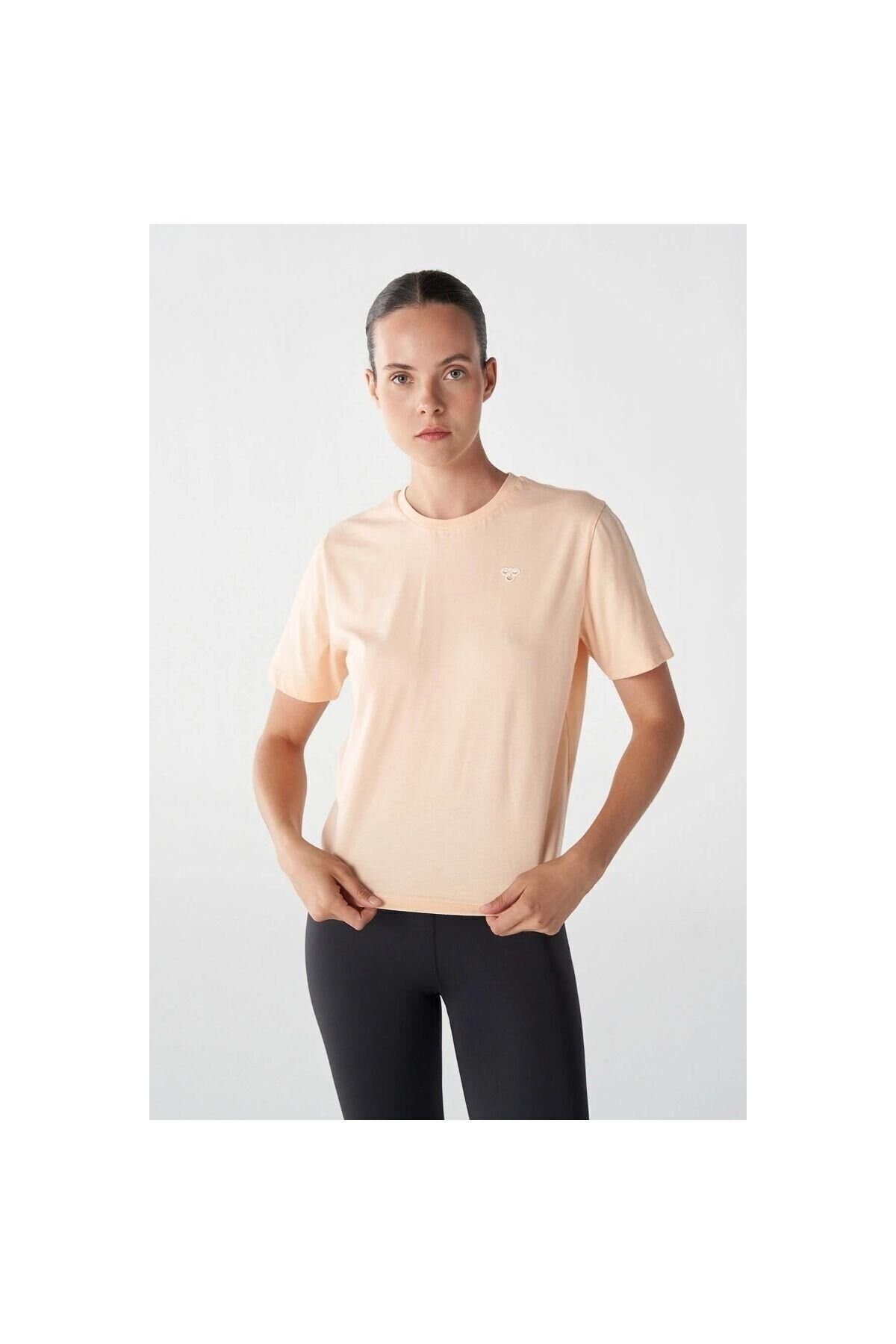 HUMMEL KADIN KISA KOL T-SHIRT hmlT-IC ICONA REGULAR T-SHIRT 911867