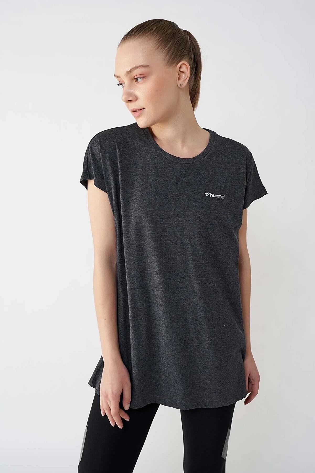 HUMMEL KADIN KISA KOL T-SHIRT ISOBEL T-SHIRT S/S 911416