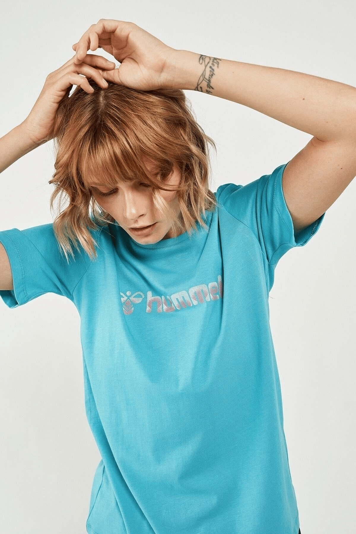 HUMMEL KADIN KISA KOL T-SHIRT MIMI T-SHIRT