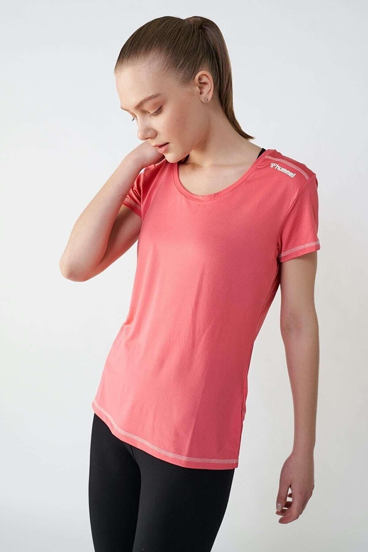 HUMMEL KADIN KISA KOL T-SHIRT MORGANA T-SHIRT S/S 911334