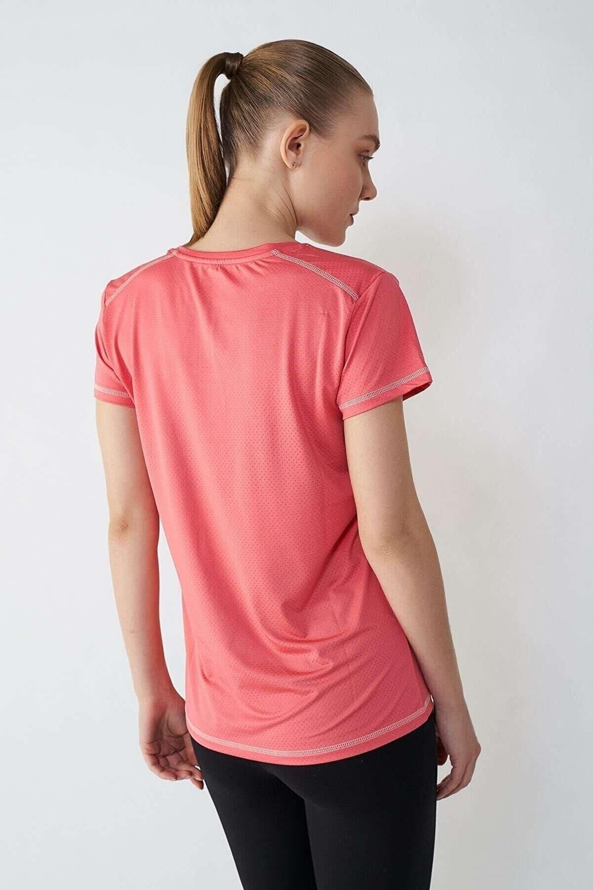 HUMMEL KADIN KISA KOL T-SHIRT MORGANA T-SHIRT S/S 911334