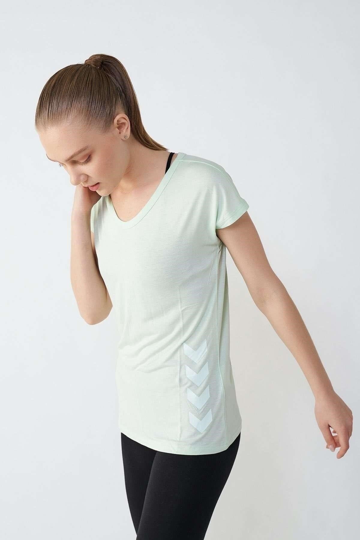 HUMMEL KADIN T-SHİRT 911318