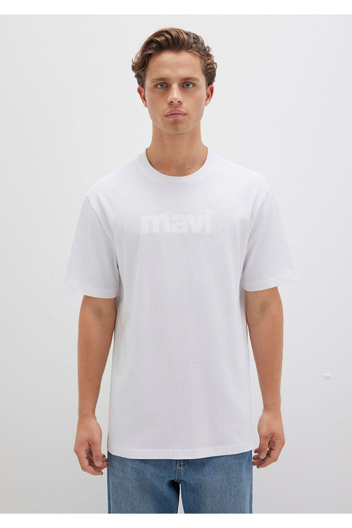 MAVİ ERKEK MAVİ LOGO TİŞÖRT Beyaz 0611807-620
