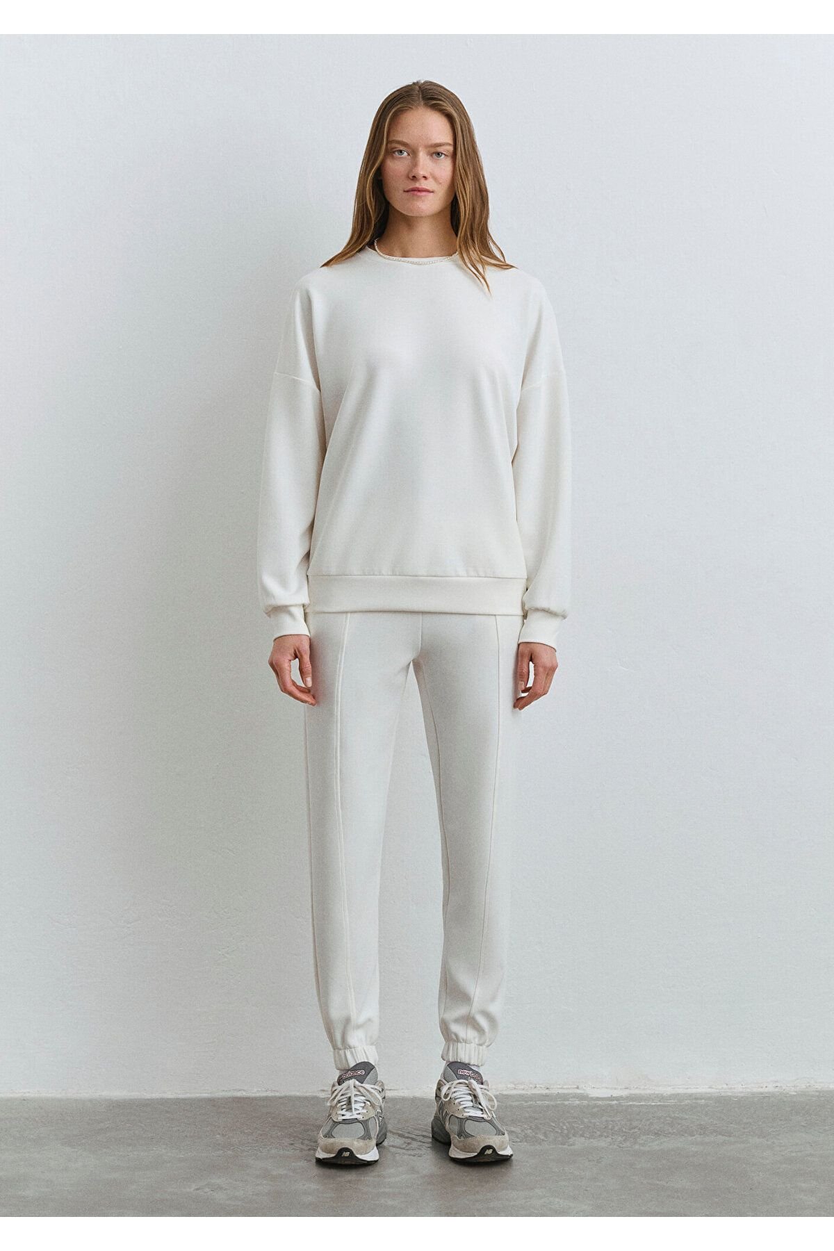 MAVİ KADIN BİSİKLET YAKA SWEATSHIRT Kırık Beyaz 1S10422-70057