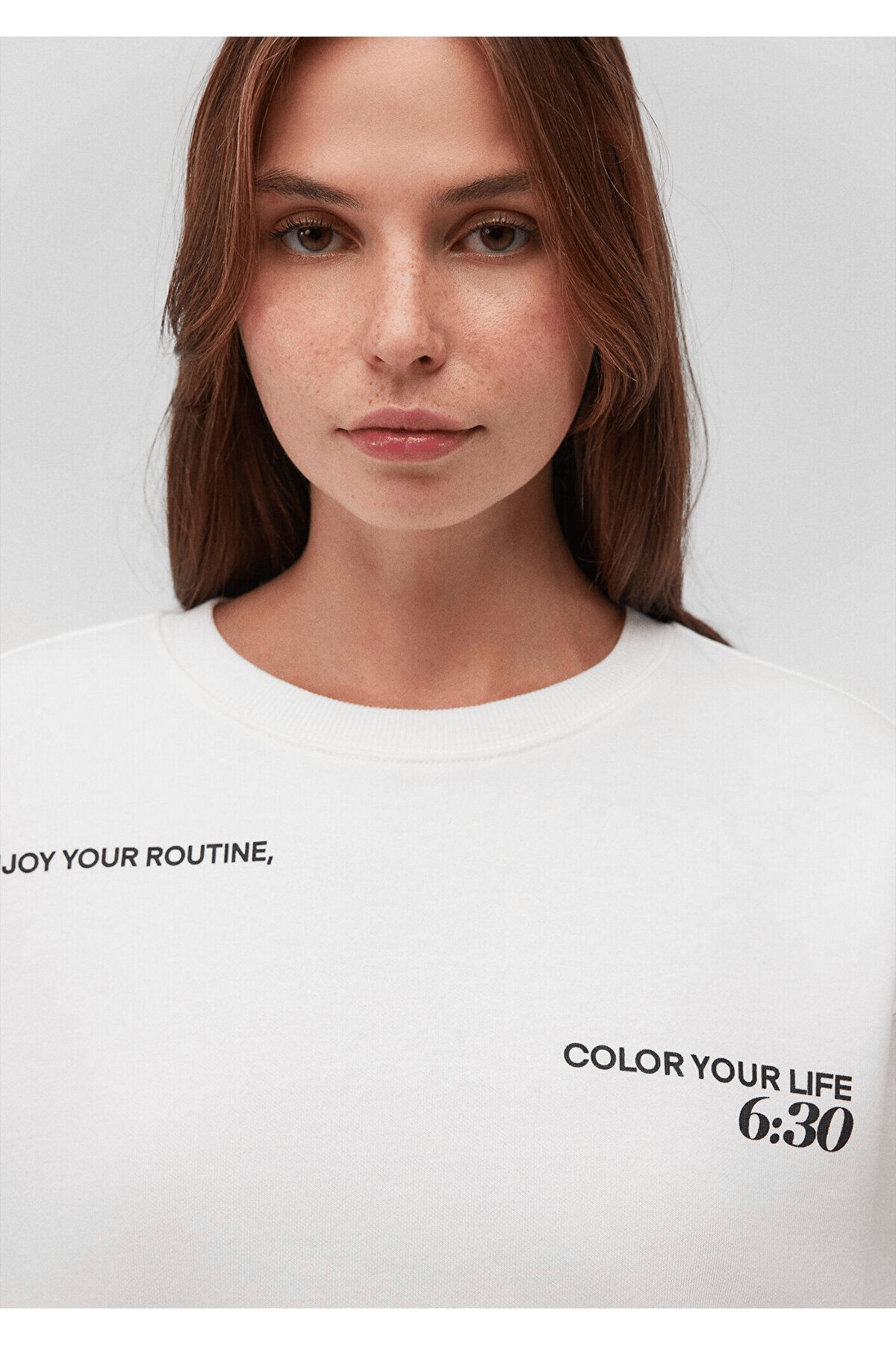 MAVİ KADIN BİSİKLET YAKA SWEATSHIRT Kırık Beyaz 1S10286-70057