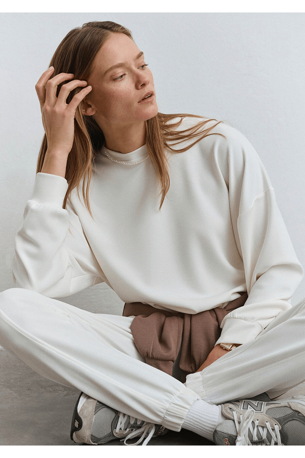 MAVİ KADIN BİSİKLET YAKA SWEATSHIRT Kırık Beyaz 1S10422-70057