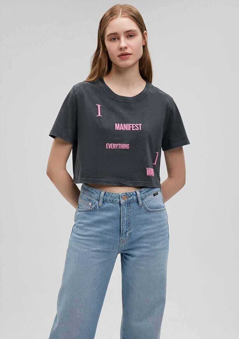 MAVİ KADIN GRAFİK BASKILI CROP TİŞÖRT Kömür 1612500-70087