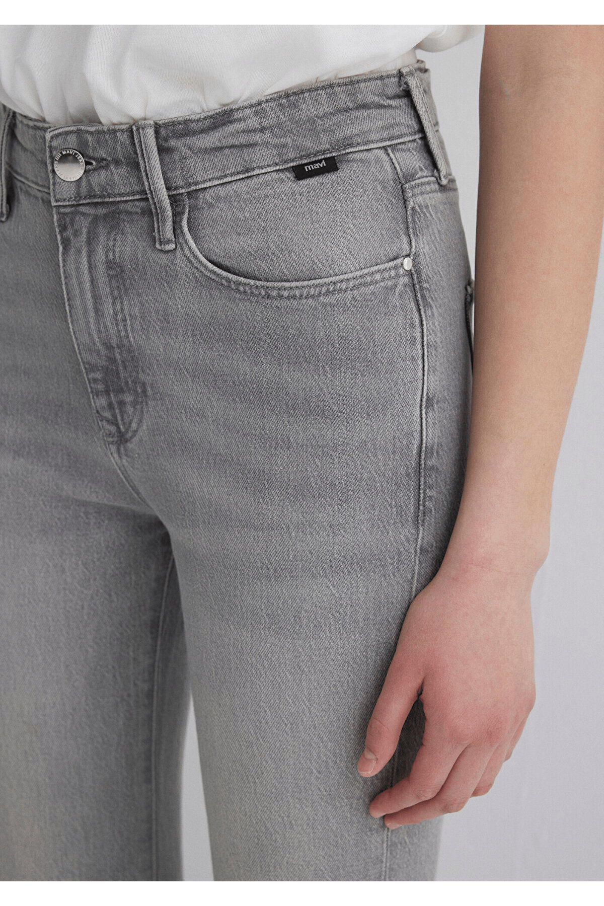 MAVİ KADIN JANE  Mid Smoke Classic Denim 1010917-89182
