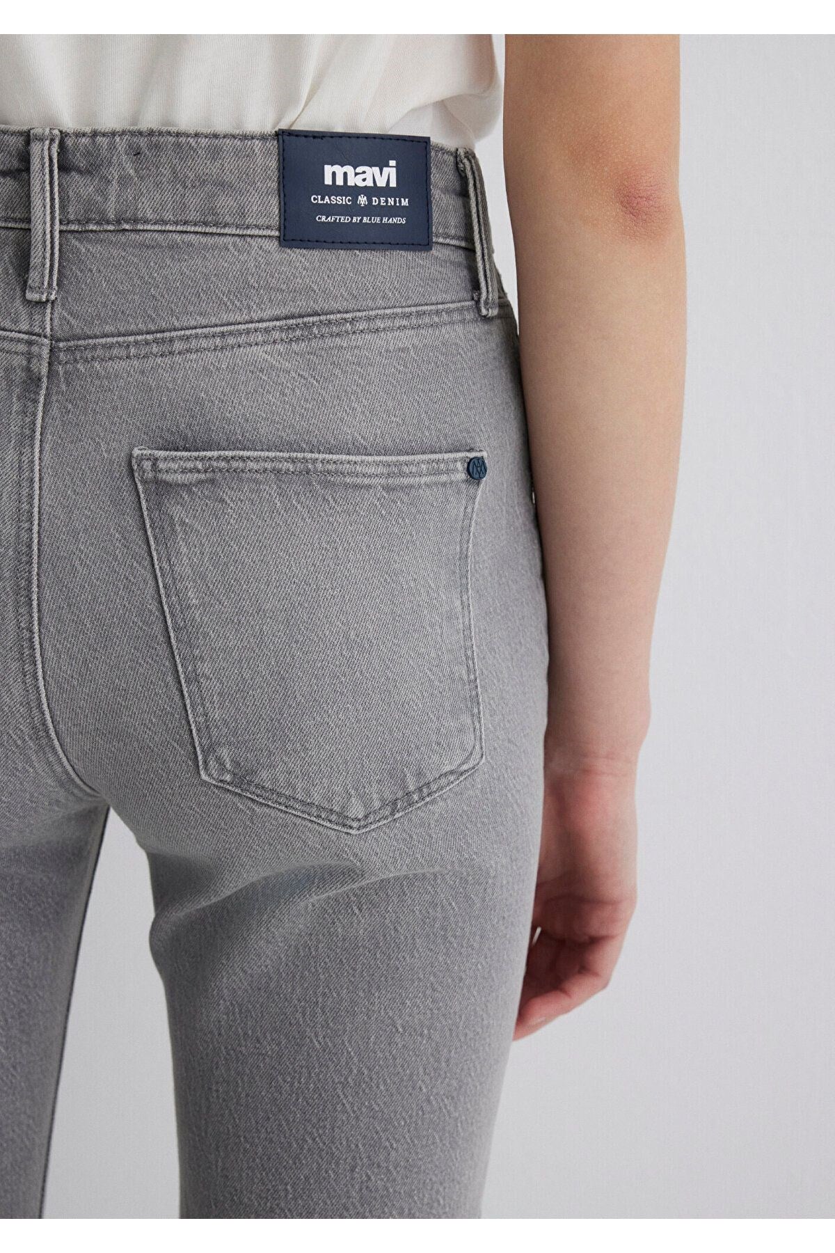 MAVİ KADIN JANE  Mid Smoke Classic Denim 1010917-89182