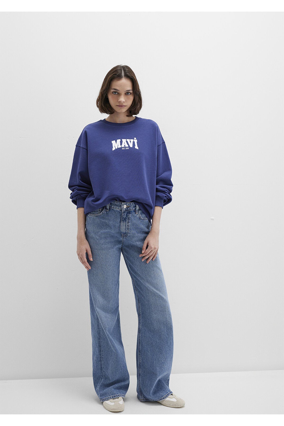 MAVİ KADIN LOGO BASKILI SWEATSHIRT Derin Lacivert 1S10372-70498