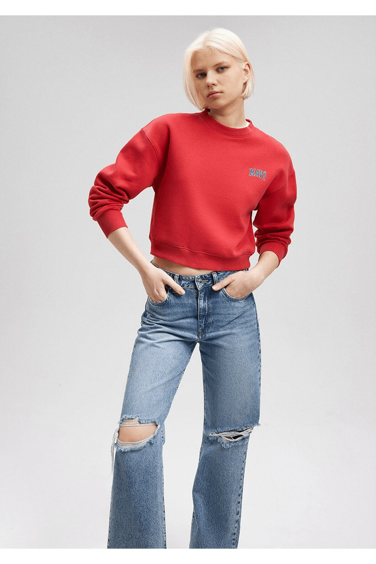 MAVİ KADIN LOGO KISA SWEATSHIRT Lipstick Red 1611601-70936