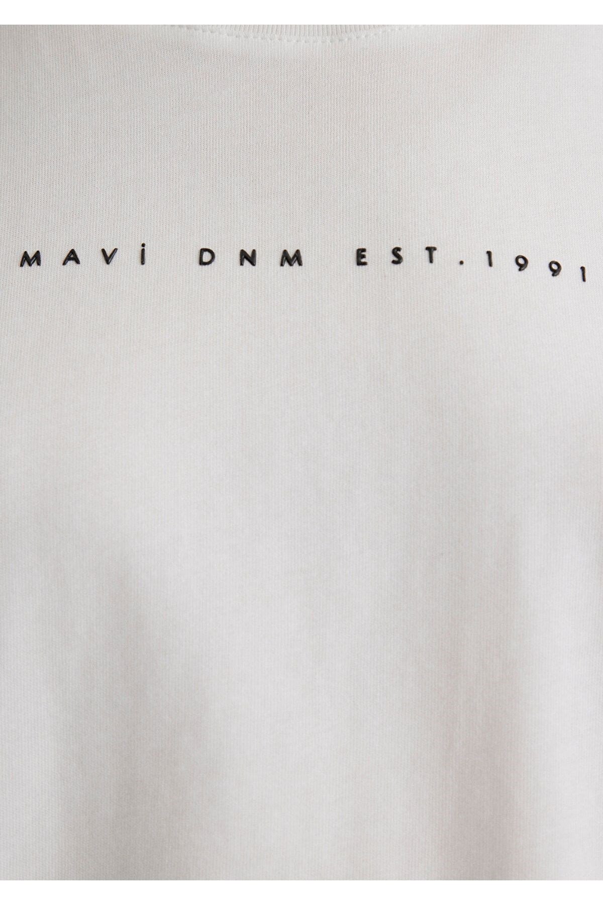 MAVİ KADIN MAVİ BASKILI TİŞÖRT Kırık Beyaz 1613147-70057
