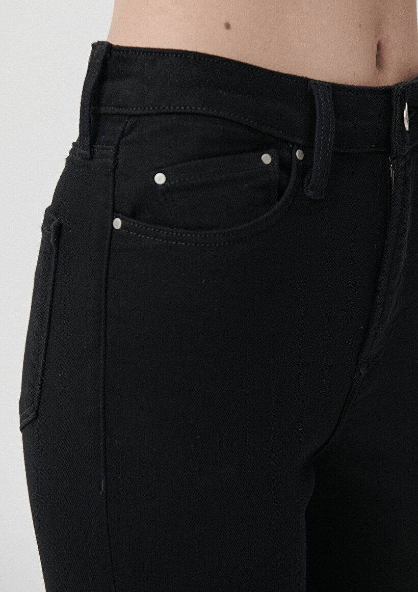 MAVİ KADIN SERENAY Black Gold Shape 100980-35248