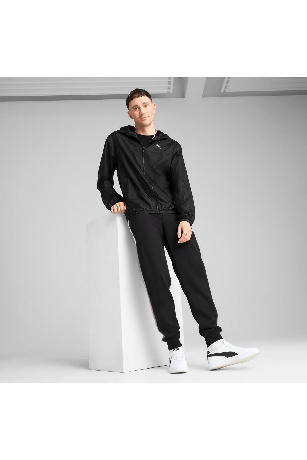PUMA ERKEK ESS REGULAR WİNDBREAKER CEKET 68462501